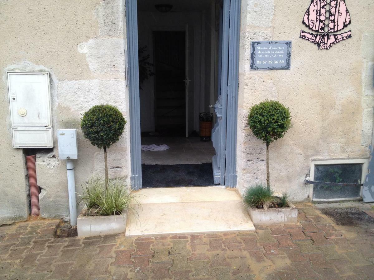 Gite La Tropezienne Blaye Ngoại thất bức ảnh